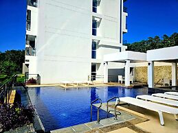 Evelyn Azure Escapes Boracay Newcoast