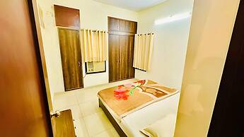EASY INN Holiday Home | 3BHK Apartment