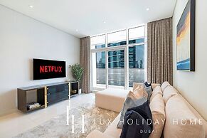 LUX The Bays Edge Canal View Suite