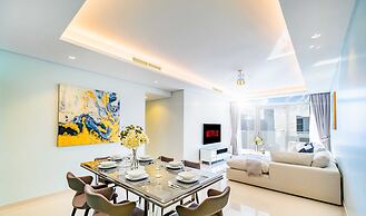 LUX Paramount Burj View Business Bay