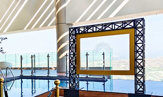 LUX Paramount Burj View Business Bay