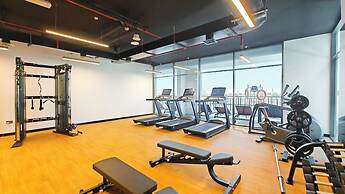 TOP Location | Work and Chill near Miracle Garden