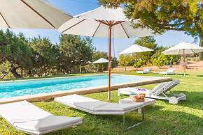 Majestic Villa With Private Pool