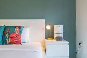 New Listing | JBR Beach Gem | Czechin | 1BD