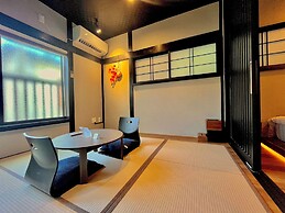 Tokyo Nook