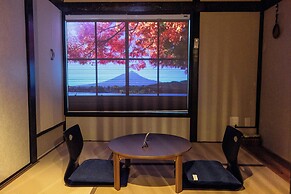 Tokyo Nook
