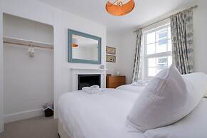 Host Stay Millfield House