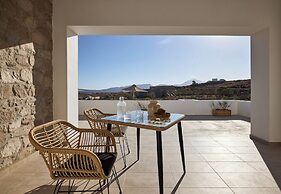 Kedros Milos Suites