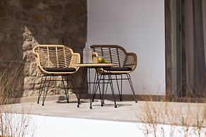 Kedros Milos Suites