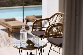 Kedros Milos Suites