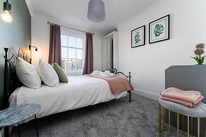 Host Stay Portland Apartment