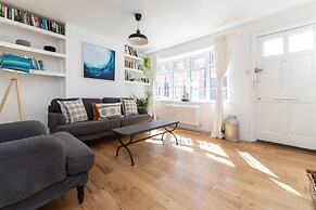 Host Stay Sunny Terrace on Robert Street