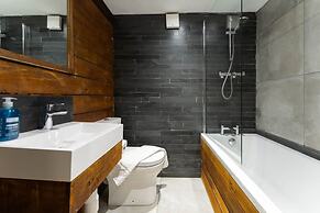 Host Stay Grafton Woodshack