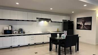 6-58 - 2 Bdr Spacious Penthouse With Shared Pool