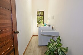 Nambi Monteverde