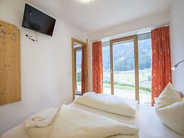 Pool Chalet in Wald im Pinzgau