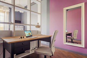 Designer apartment on Zybitskaya street