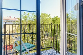 Designer apartment on Zybitskaya street