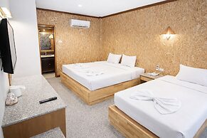 Chatsuree Boutique Resort