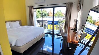 J-Boutique Hotel