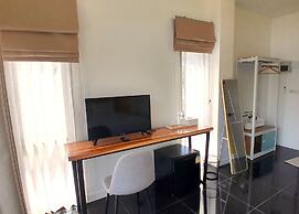 J-Boutique Hotel