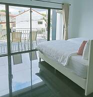 J-Boutique Hotel
