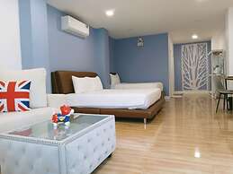 J-Boutique Hotel