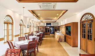 Seaflare Beach Resort & Spa