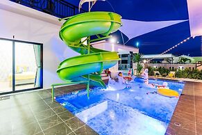 58-20 Pool Villa