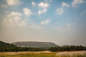 Bandhavgarh Tiger Resort