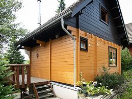 Forestside Chalet With Charm