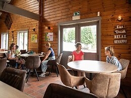 Forestside Chalet With Charm
