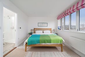 JOIVY Stylish flat between London Bridge
