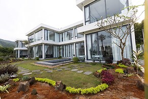 TKH Resort