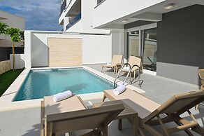 Apartments Break with Pool