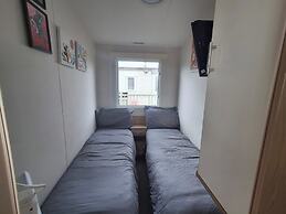 Meadow View 3-bed Caravan - Sleeps 8 - Petfriendly
