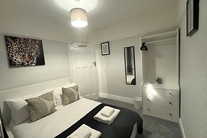 Kentmere Apartment - 2 Bedroom
