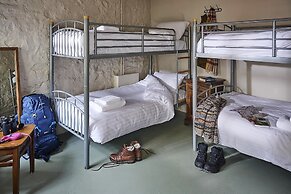 Drewe Arms Bunk Rooms