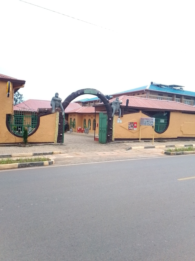 HOTEL TWIGA LTD