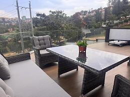 Cascadia Serviced Apartments