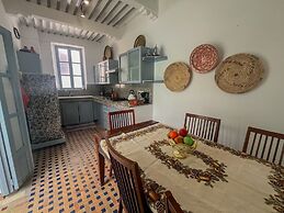 Riad Darko