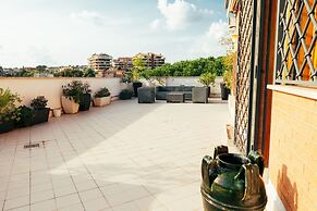Sunset Apartment in Rome