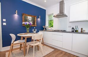 Host Stay Terrace on Canal