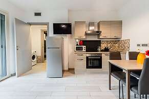 Modern and Spacious Apartment With Terrace