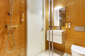 Feel Porto Cl Rigos Charm Flat 1 1