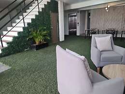 RG33 ApartaSuites