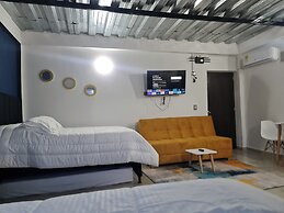 RG33 ApartaSuites