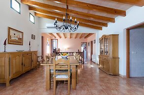 Pula Vinas - Villa With Private Pool. Free Wifi