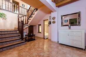 Pula Vinas - Villa With Private Pool. Free Wifi