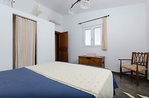 Pula Vinas - Villa With Private Pool. Free Wifi